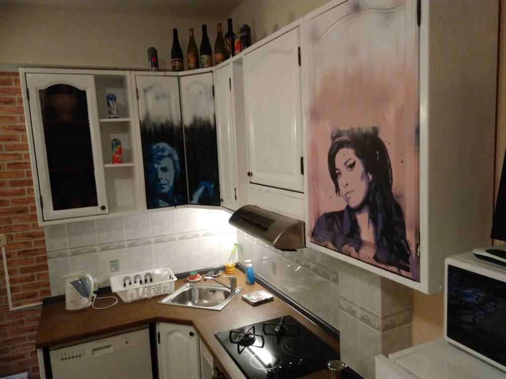 Street Art Suite Zagreb Extérieur photo