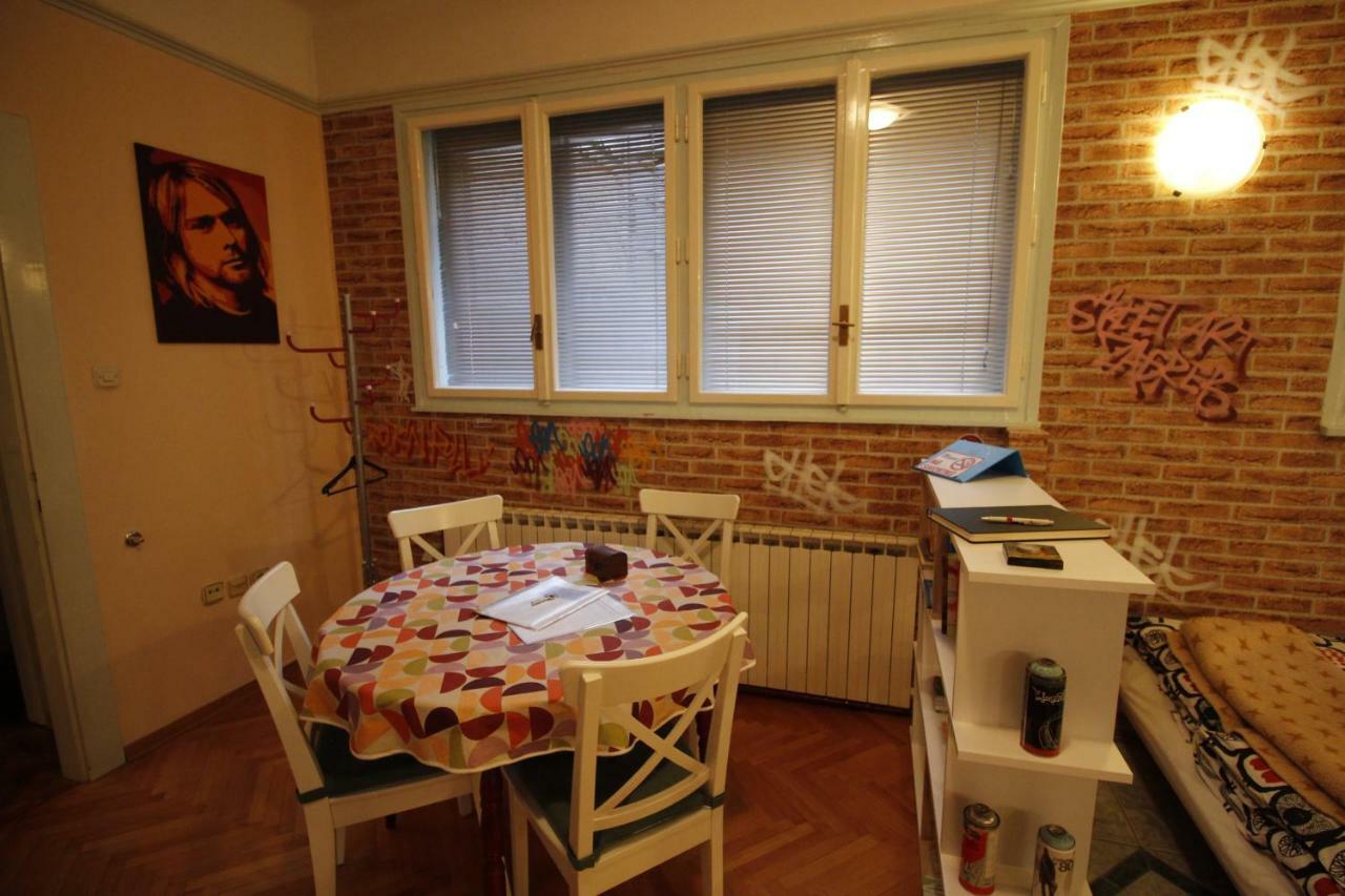 Street Art Suite Zagreb Extérieur photo